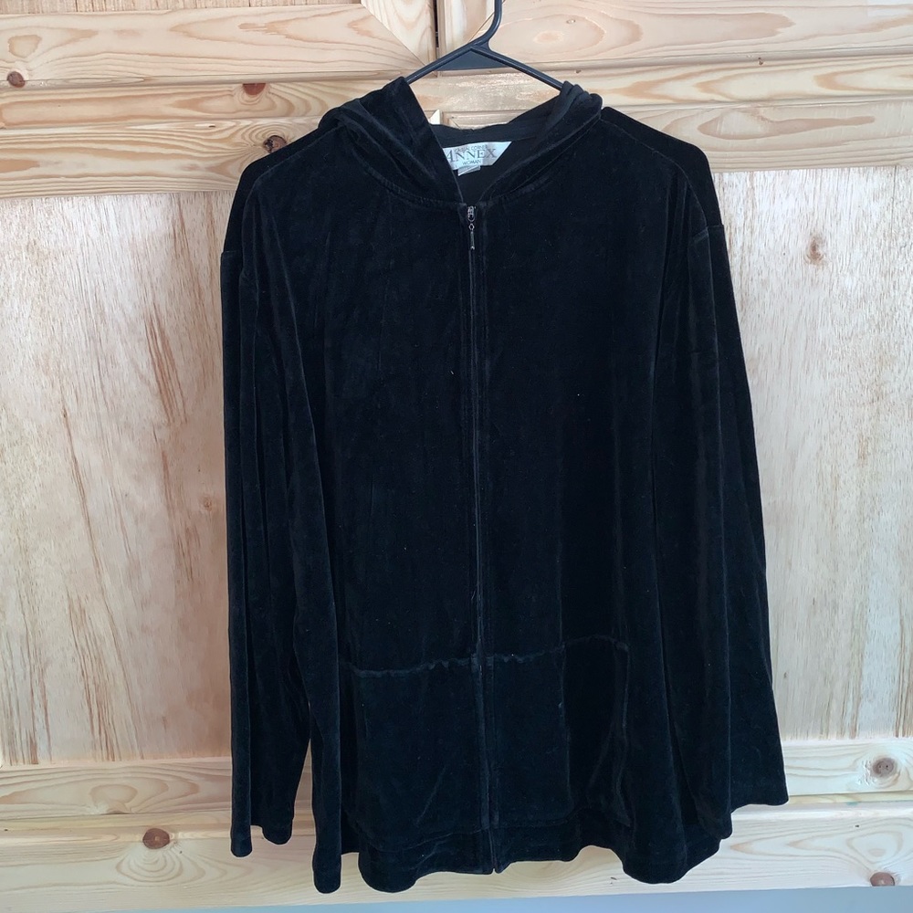 Casual Corner Annex woman black velvety velour zip front jacket size X (14W)